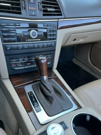 mercedes-benz-e-klasse-bensin-2011-big-18