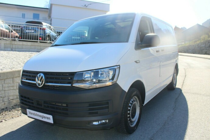 volkswagen-transporter-diesel-2018-big-1