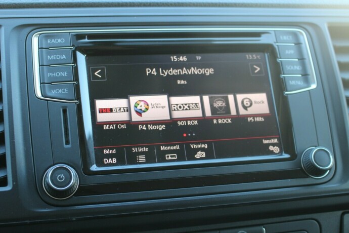 volkswagen-transporter-diesel-2018-big-14