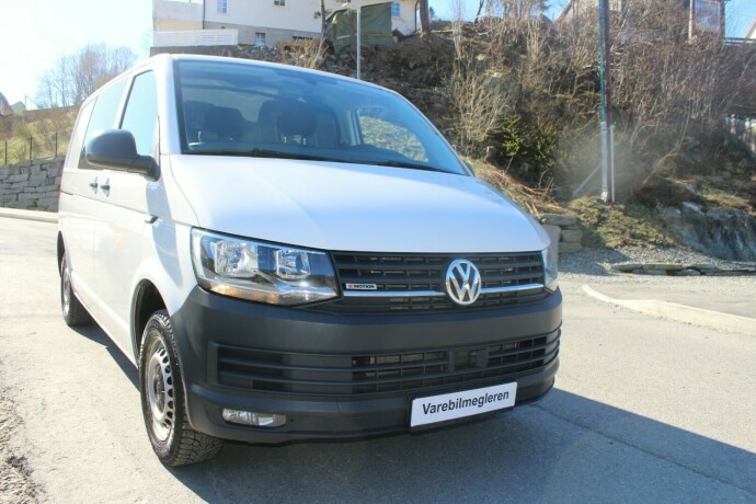 volkswagen-transporter-diesel-2018-big-0