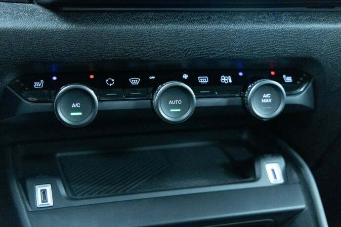 citroen-e-c4-elektrisitet-2022-big-18