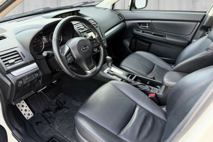 subaru-impreza-bensin-2014-big-6