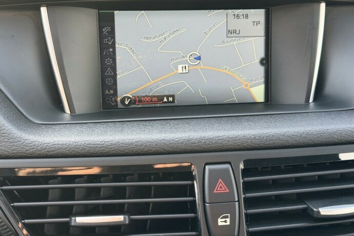 bmw-x1-diesel-2013-big-17