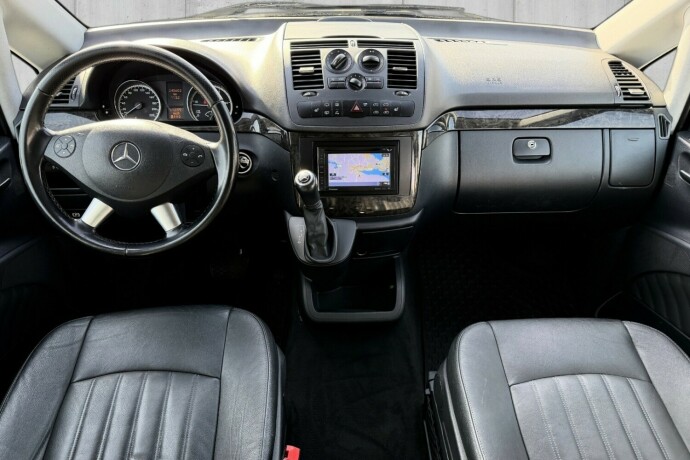 mercedes-benz-viano-diesel-2011-big-8