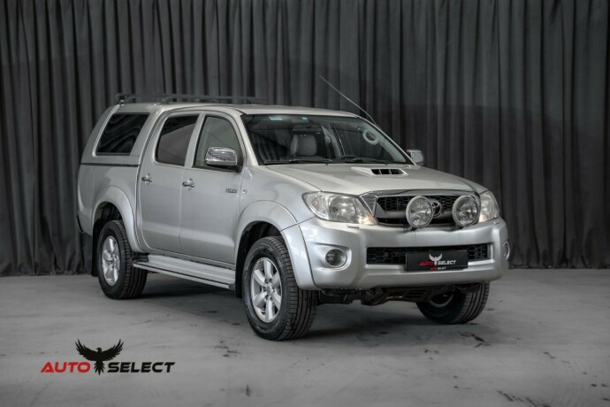 toyota-hilux-diesel-2010-big-3