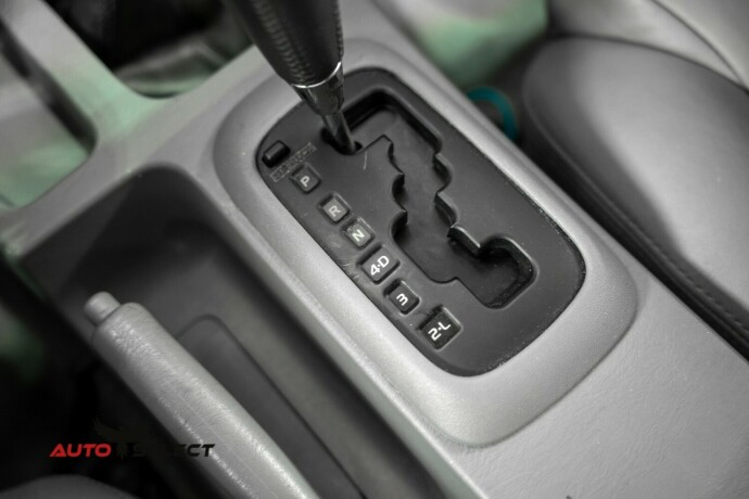 toyota-hilux-diesel-2010-big-33