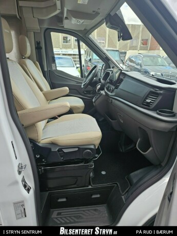 burstner-lineo-t-690-diesel-2024-big-9