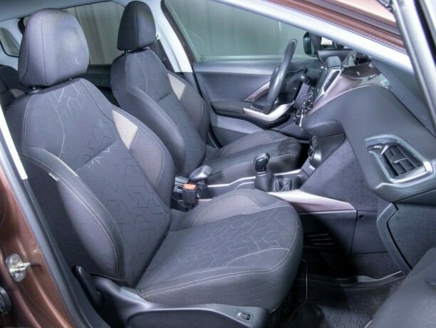 peugeot-2008-diesel-2013-big-46