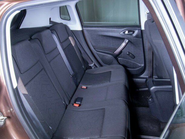 peugeot-2008-diesel-2013-big-47