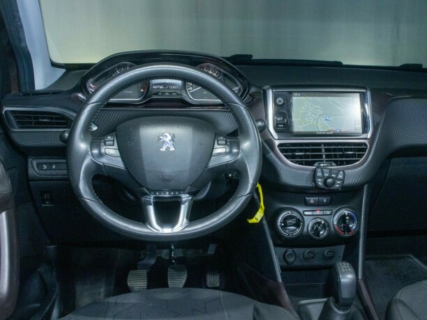 peugeot-2008-diesel-2013-big-36