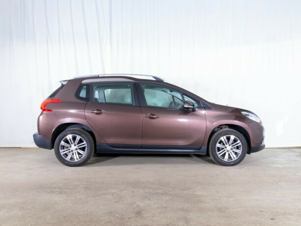 peugeot-2008-diesel-2013-big-5