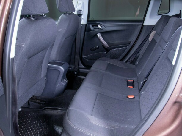 peugeot-2008-diesel-2013-big-43