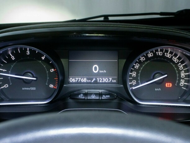 peugeot-2008-diesel-2013-big-25