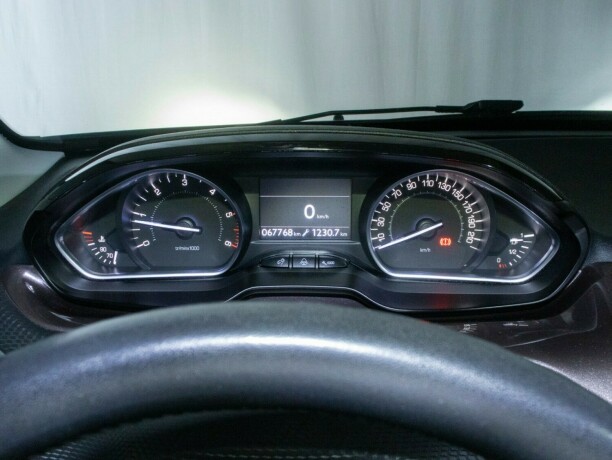 peugeot-2008-diesel-2013-big-24