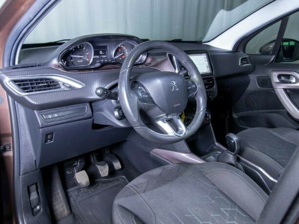 peugeot-2008-diesel-2013-big-39