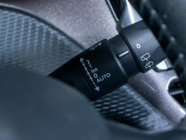 peugeot-2008-diesel-2013-big-30