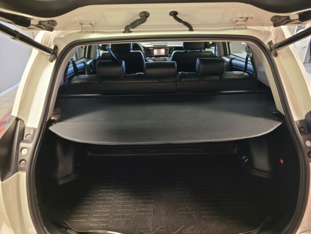 toyota-rav4-elektrisitetbensin-2016-big-18