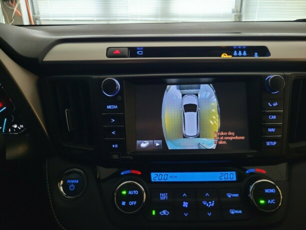 toyota-rav4-elektrisitetbensin-2016-big-28