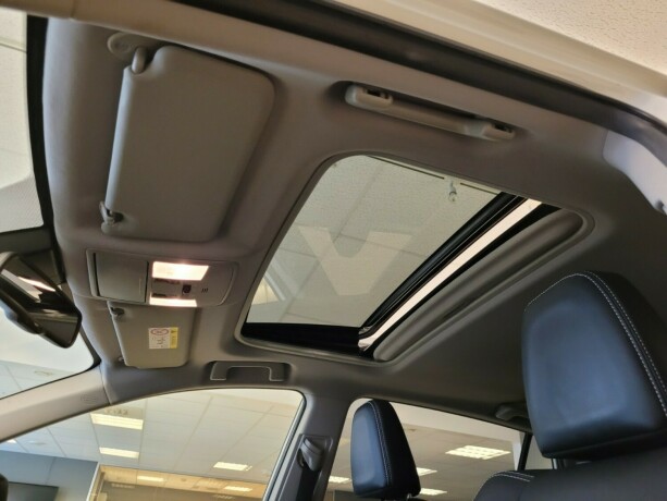 toyota-rav4-elektrisitetbensin-2016-big-22