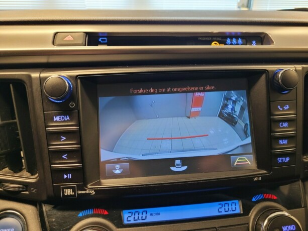 toyota-rav4-elektrisitetbensin-2016-big-27