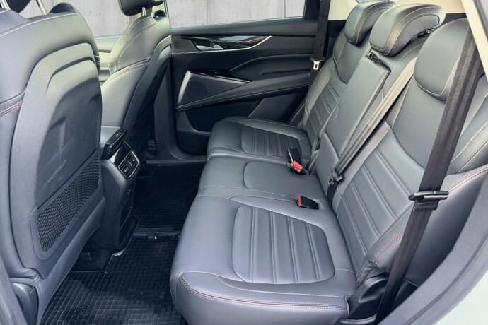 maxus-euniq-6-elektrisitet-2022-big-13