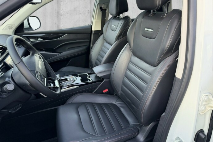 maxus-euniq-6-elektrisitet-2022-big-11