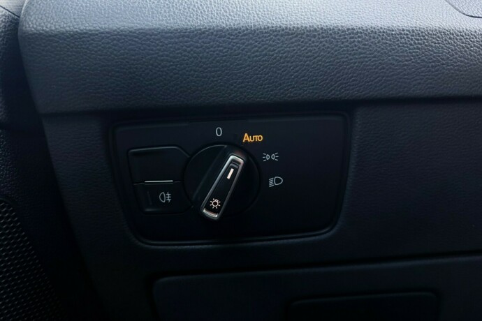 volkswagen-passat-elektrisitetbensin-2020-big-15