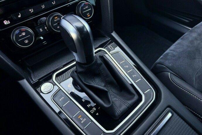 volkswagen-passat-elektrisitetbensin-2020-big-30