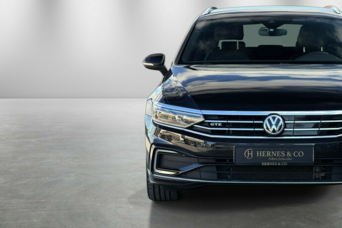 volkswagen-passat-elektrisitetbensin-2020-big-3