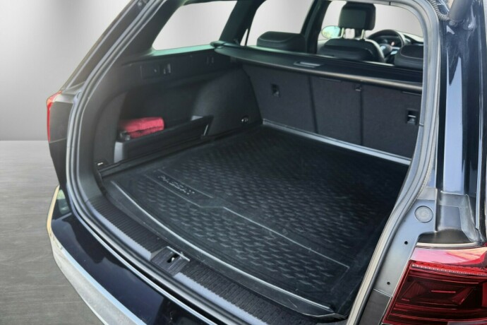 volkswagen-passat-elektrisitetbensin-2020-big-10