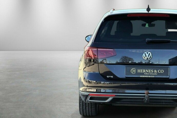 volkswagen-passat-elektrisitetbensin-2020-big-5