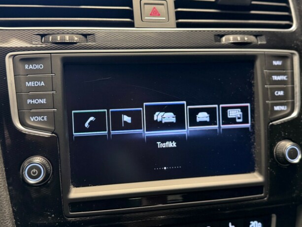 volkswagen-golf-elektrisitetbensin-2016-big-26