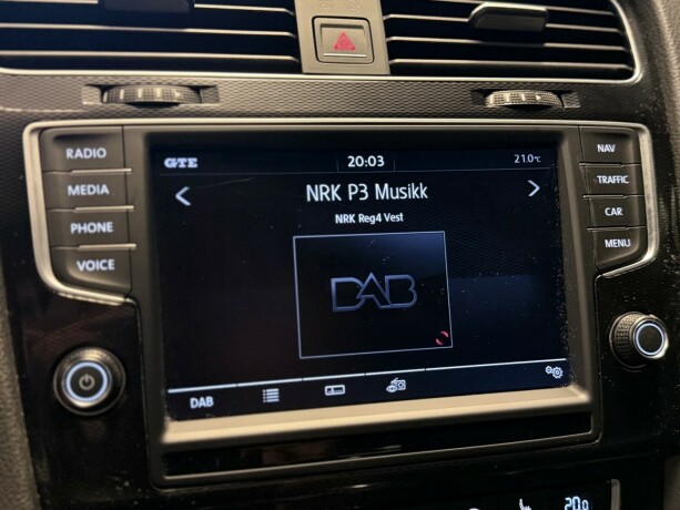 volkswagen-golf-elektrisitetbensin-2016-big-23