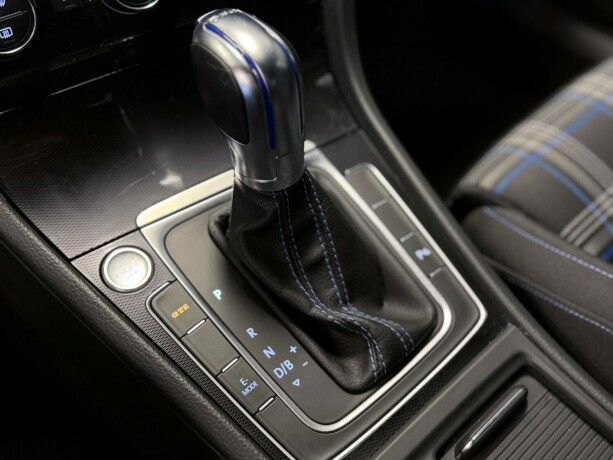 volkswagen-golf-elektrisitetbensin-2016-big-20