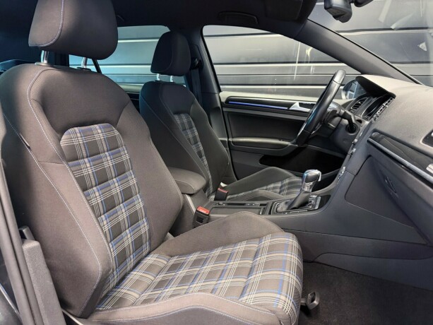 volkswagen-golf-elektrisitetbensin-2016-big-15