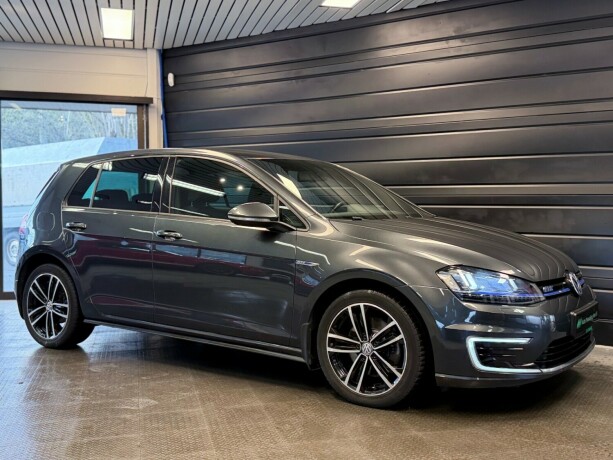 volkswagen-golf-elektrisitetbensin-2016-big-9
