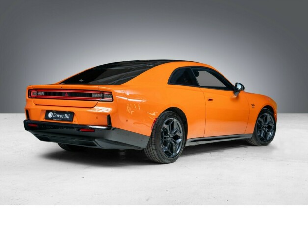 dodge-charger-elektrisitet-2025-big-3