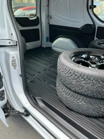 mercedes-benz-citan-diesel-2024-big-8