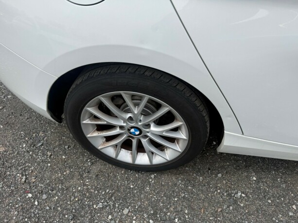 bmw-1-serie-bensin-2013-big-16