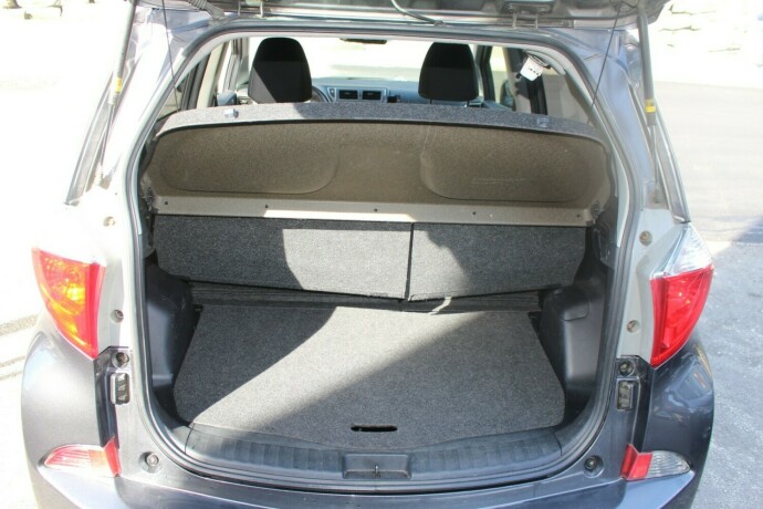 toyota-verso-s-bensin-2013-big-5