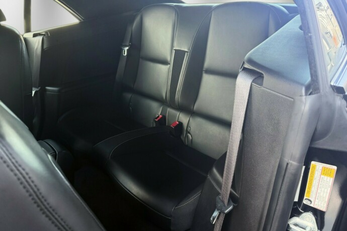 chevrolet-camaro-bensin-2012-big-28