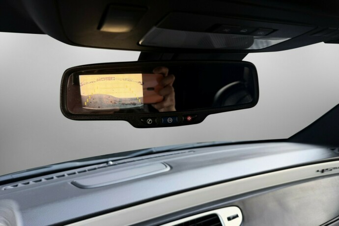 chevrolet-camaro-bensin-2012-big-27