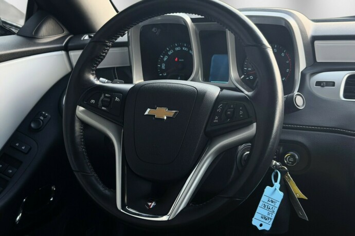 chevrolet-camaro-bensin-2012-big-17