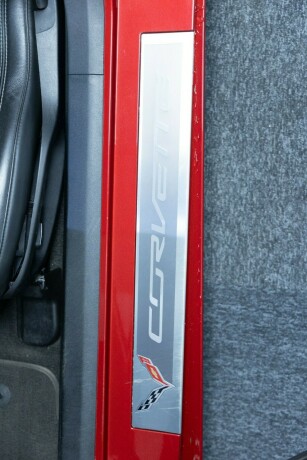 chevrolet-corvette-bensin-2014-big-12