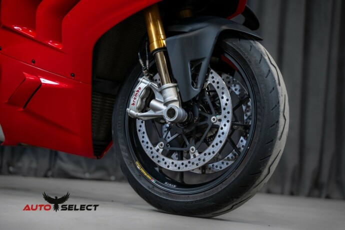 ducati-panigale-v4-s-bensin-2022-big-9