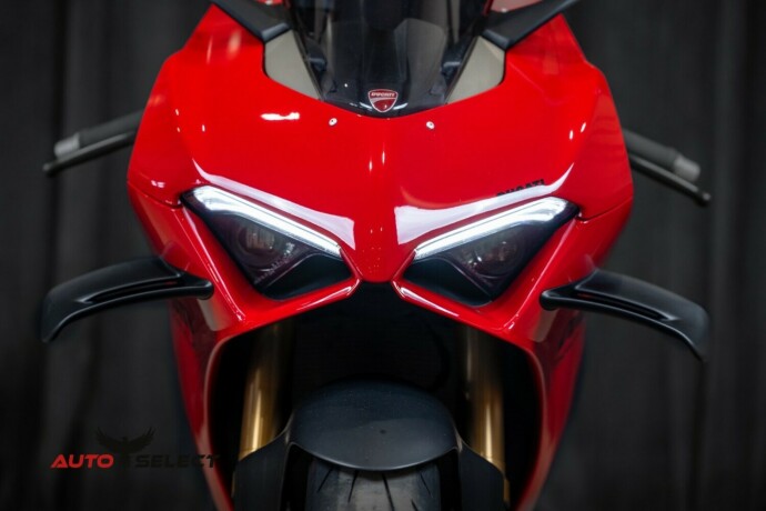 ducati-panigale-v4-s-bensin-2022-big-12