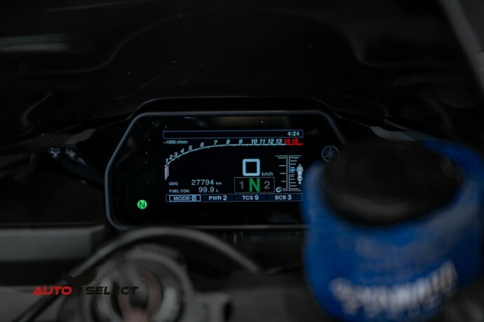 yamaha-yzf-r1m-bensin-2017-big-21