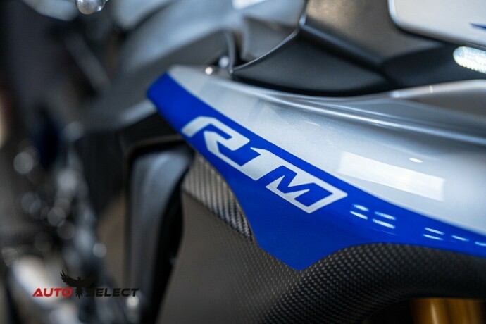 yamaha-yzf-r1m-bensin-2017-big-5