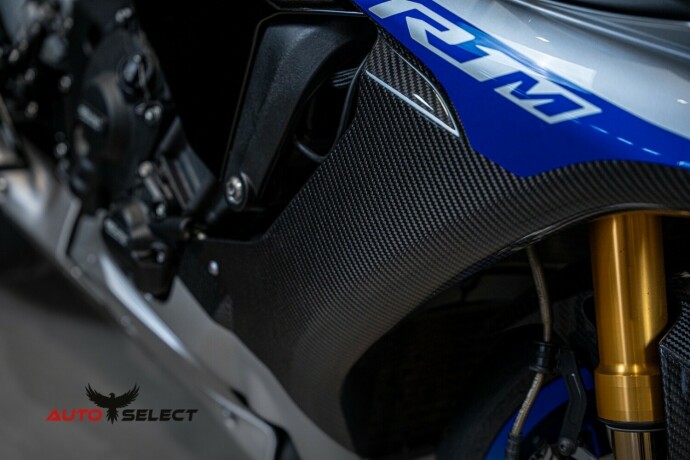 yamaha-yzf-r1m-bensin-2017-big-6