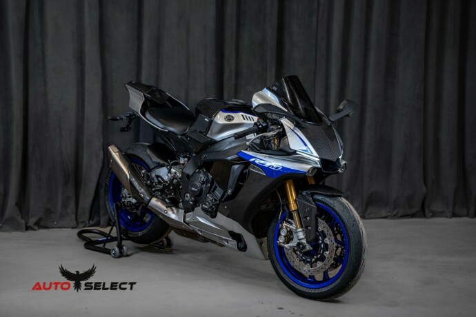 yamaha-yzf-r1m-bensin-2017-big-1